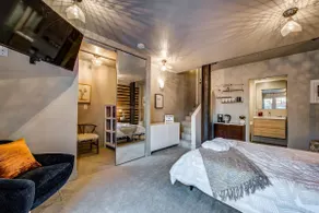 Better than a Hotel! Rino /Downtown - Image 5