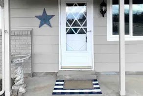 Beautiful 1 acre 5 bd in Eagle- hot tub & pingpong - Image 4