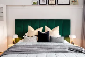 Luxe Home|3 Bed|3 Bath|Wood Fire|Air-Con|Sleeps 8 - Image 3