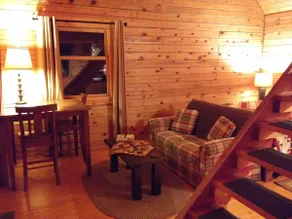 Little Cabin in the Woods - Great for Staycation! - Image 3