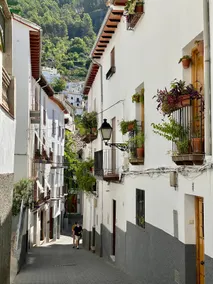 Central and well-equipped. Casa la Hornacina - Image 4