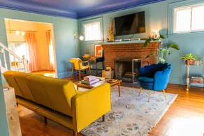 Historic 4-bedroom cottage with modern updates. - Image 3