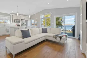 Impressive Modern Waterfront Home on Georgian Bay - Image 2
