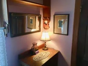 Art Room at Old Stone Farmhouse - Image 3