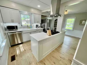 *Charming Westside Home Close to BSU & IU Health* - Image 5
