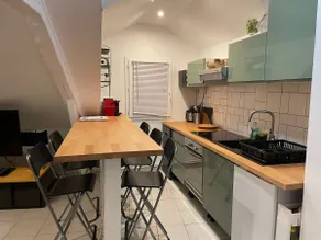 Charming one-bedroom attic apartment – Wi-Fi – Free parking - Image 3