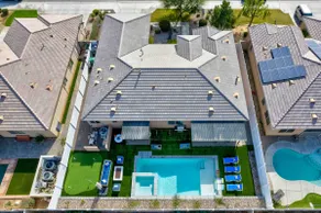 Golden Hour - Pool, Spa, BBQ, Mini-Golf, Gameroom! - Image 3