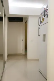 Shopping Malls Apartment 4 - Image 5