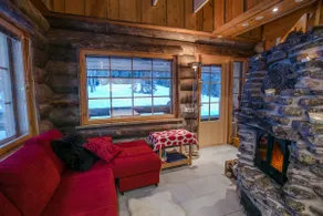 Stylish and cozy log cabin Villa Aurora - Image 2