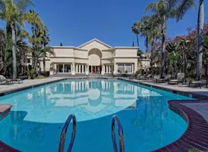 SUPER CLEAN GEM- Staycation- Condo - Image 5
