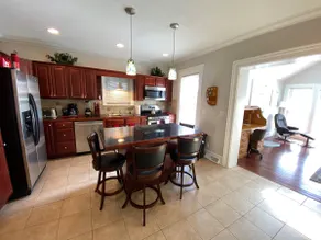 New! Historic! Pro Cleaned, Self Check In Sleeps 16 - Image 2