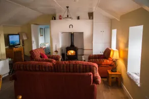 Barney's Lodge - Image 5