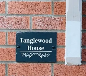 Tanglewood house Abergavenny with private parking - Image 2