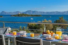 Vistafar - Private Pool & Only 50m to the Sea - Image 3