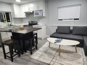 New 2-bedroom suite in a quiet neighborhood - Image 3