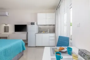 eVita Fazana Premium Studio Apartments - Image 2