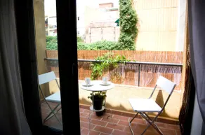 Miracle Street Apartment Barcelona - Image 5