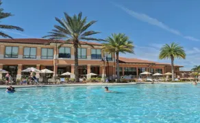 *Private jacuzzi!* Spacious home! Next to parks! - Image 5