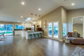 Spacious home with incredible backyard views - Image 5