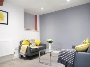Cosy apartment (8) in converted church Warrington - Image 5