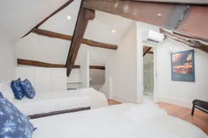 Familienorientierte Wohnung mit schnellem Internet | Kathedrale von Porto in der Nähe | Hunde erlaubt - Image 5
