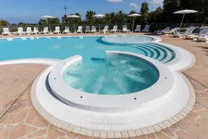 Apartment in Capo Vaticano - Image 4