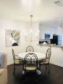 Updated 2BR 2BA condo walking distance to stadiums - Image 2