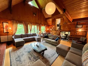 The Green Mountain Chalet - Image 2