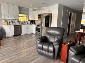 Relaxing Retreat, King Bed, Beautiful Scenic Views - Image 3