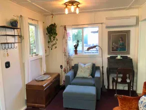 Alsea Bay Bungalow - Image 4