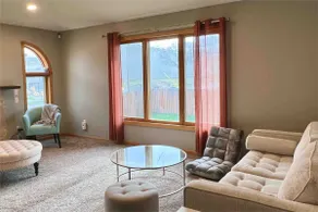 Spacious Bungalow near Downtown & Target Field - Image 5