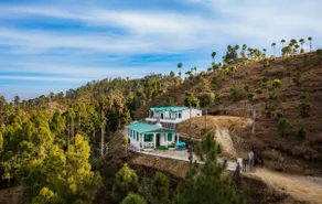 Luxury Ekukhet Himalayan bunglow - Image 2
