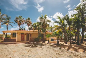 Beach front Villa - Image 4