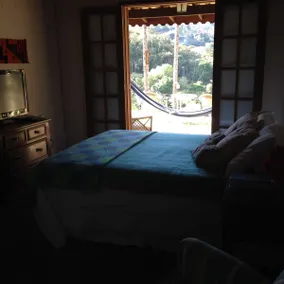 House in Vale das Videiras - 1.5 km from the center - Image 5
