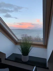Ein Schlafzimmer Apartment mit privatem Balkon und Meerblick. Fähr-Rabatte. - Image 5