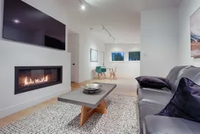 Luxury Apartment - Image 2