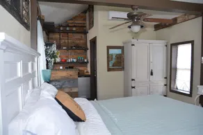 Rainey Creek Cabin - Image 3