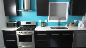 Modern/Retro Condo - Image 3