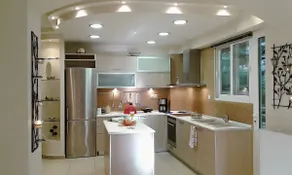 A1 Elegant Vouliagmeni apt in a Unique Spot - Image 2
