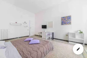 Sunshine Panoramic House in downtown Salerno - Image 3