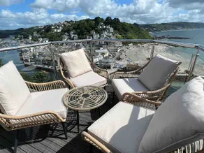 Cornwall Large Beach House Sea & Beach Views - 4 Bedrooms & 3 Bathrooms - Image 2