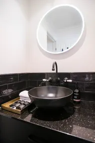 Battery Point Boutique Accommodation Apt1 - Image 4