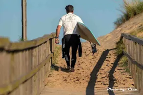 Surf, Friends & Family. Salinas. San Juan de Nieva - Image 2