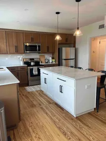 Newly renovated Downtown Kennett - Image 4