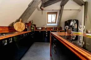Beautiful loft in the heart of the city - Image 2
