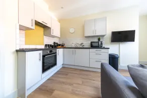 Hereford City Centre - Apartment 1, Isabella House - Modern Apartment In The Heart of The City - Sleeps 6 Guests - Hosted by RENTMYHOUSE - Image 4