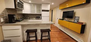 Private apartment, quinn bed/parking - Image 4