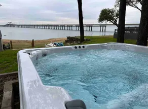 Rare Modern Beachfront Lake House on Lewisville Lake with Hot Tub, Deck & BEACH - Image 3