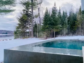 Villam Aquam with 4-season indoor/outdoor pool! - Image 2