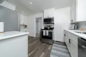 Renovated Haymount Home.Less than 10 min from I-95 - Image 3
